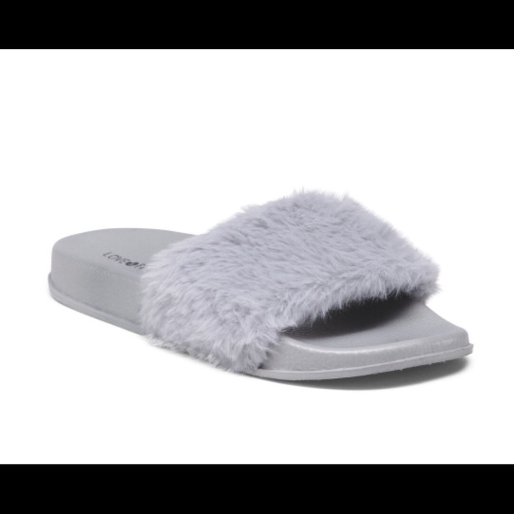 Faux fur slide sandals